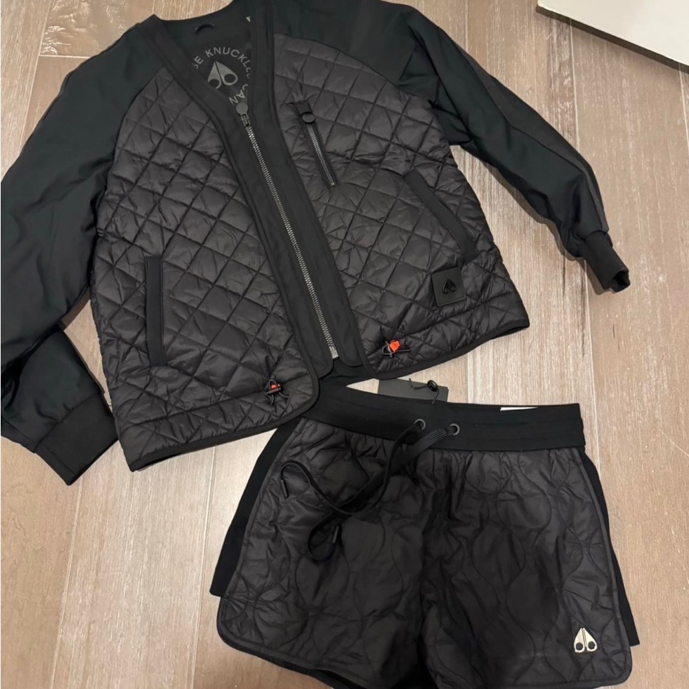 Moose Knuckles Shorts